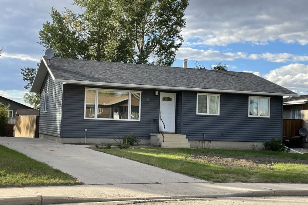 Photo of Outdoor in Kindersley