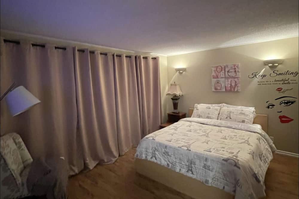 Photo of Bedroom in Anglemont