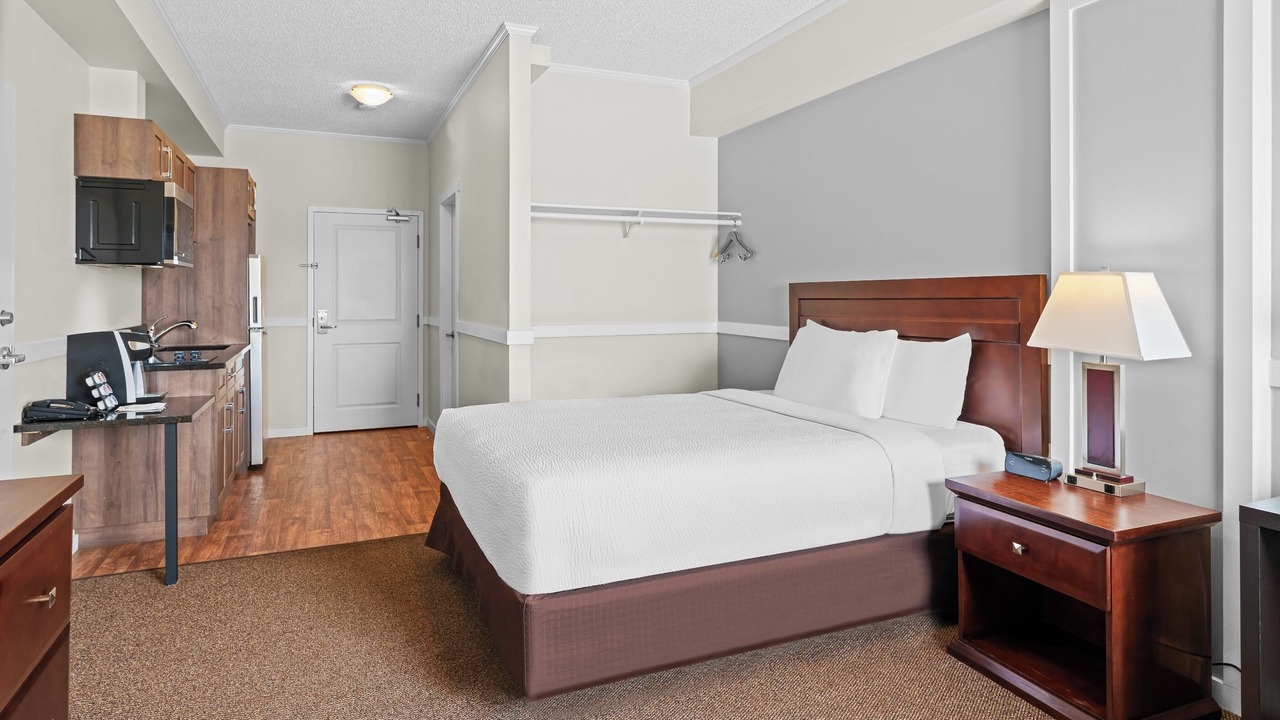 Photo of Bedroom in Lamont
