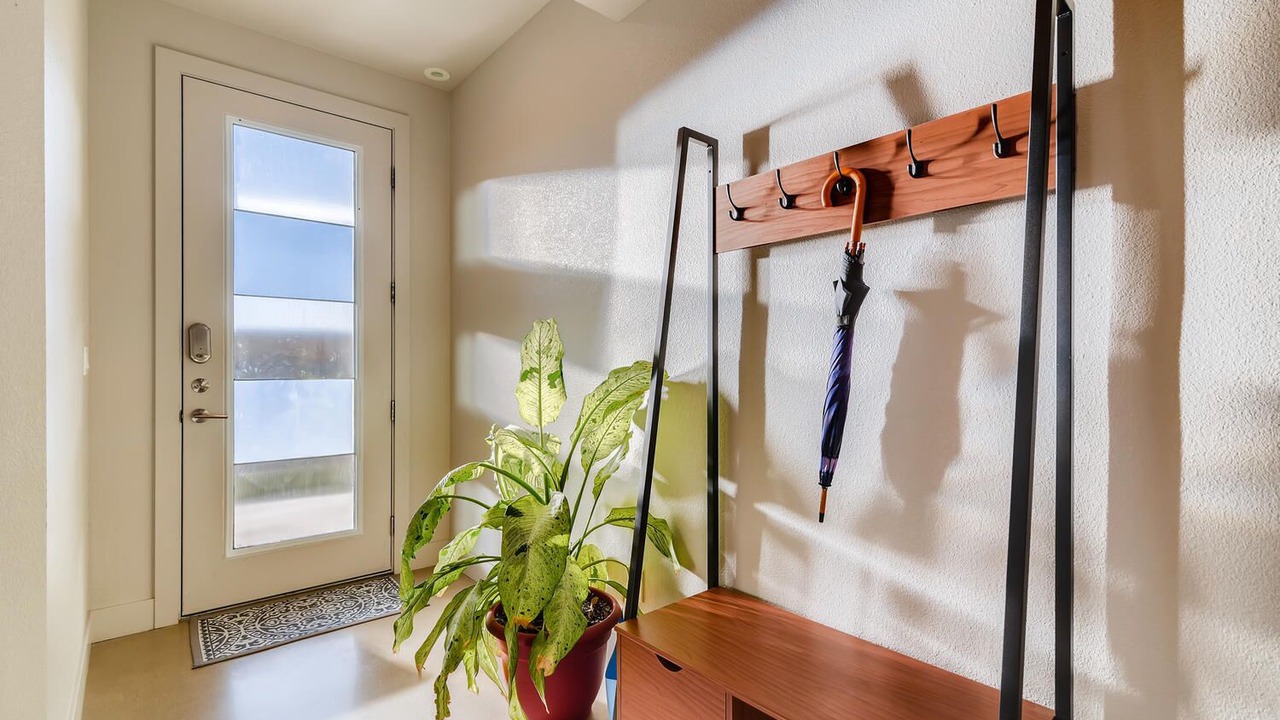 Photo of Livingroom in Old Town North