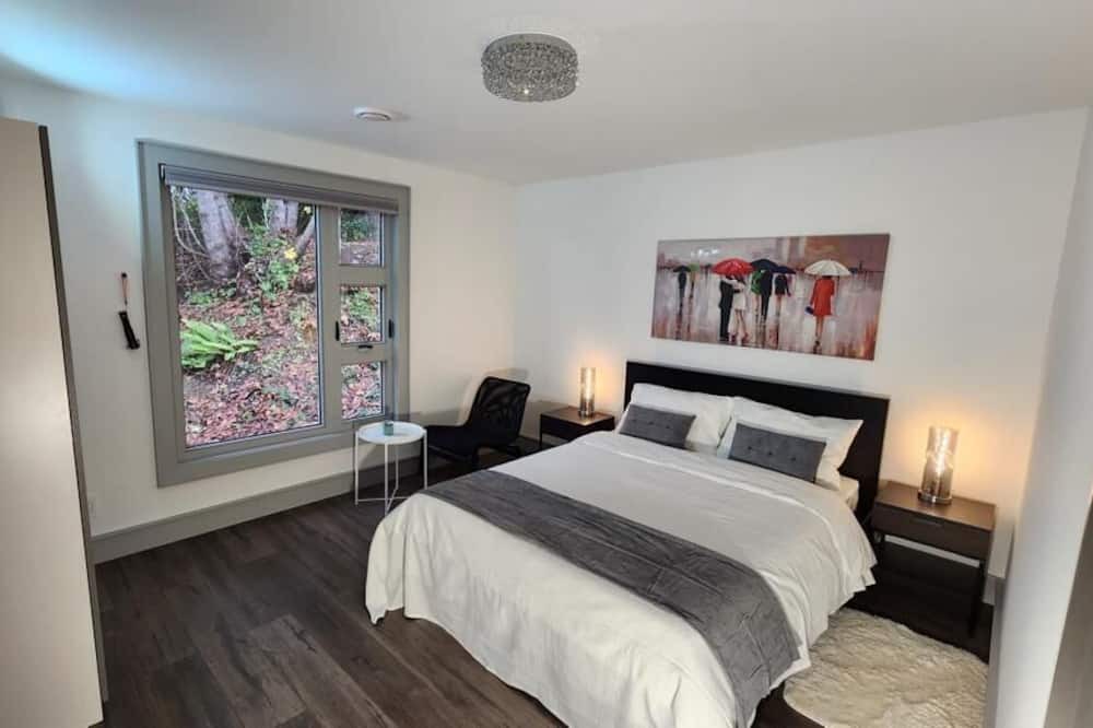 Photo of Bedroom in Cowichan Bay