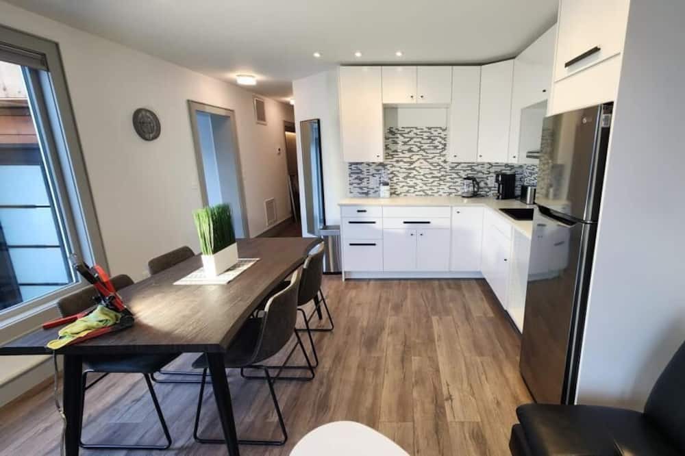 Photo of Kitchen in Cowichan Bay