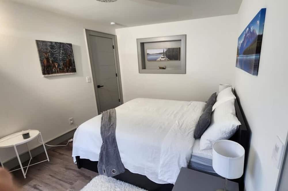 Photo of Bedroom in Cowichan Bay
