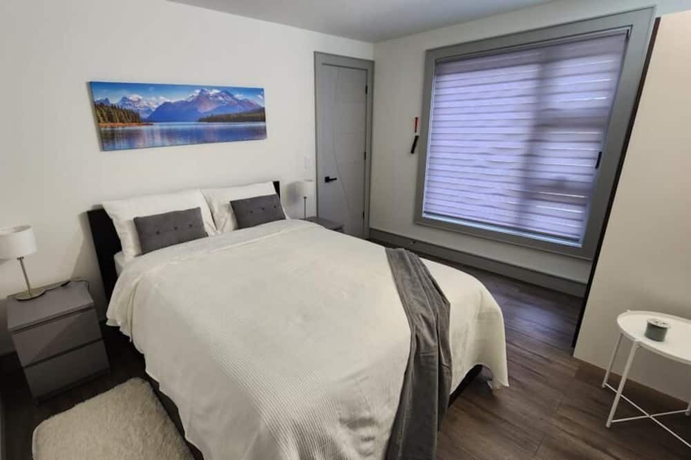 Photo of Bedroom in Cowichan Bay