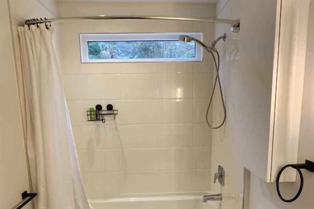Photo of Bathroom in Cowichan Bay