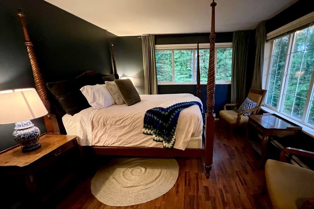 Photo of Bedroom in Port Moody