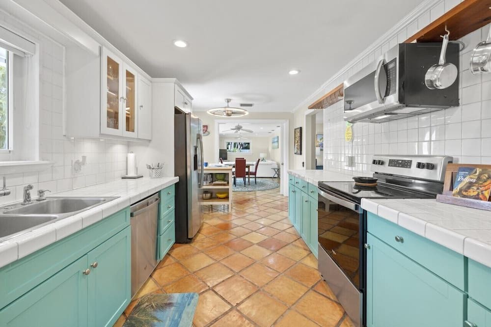Photo of Kitchen in Lake Ida Shores