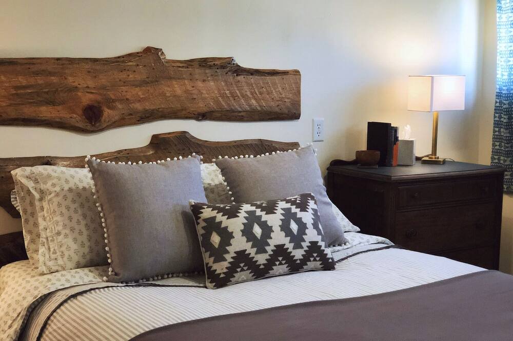 Photo of Bedroom in Lewis