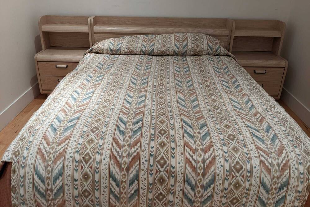 Photo of Bedroom in Crescent Beach