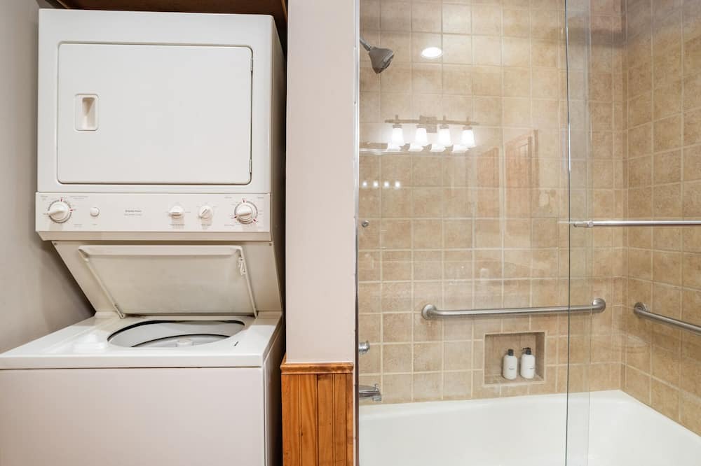 Photo of Bathroom in Almont