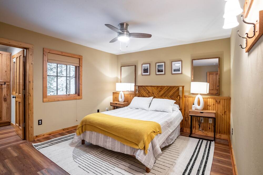 Photo of Bedroom in Almont