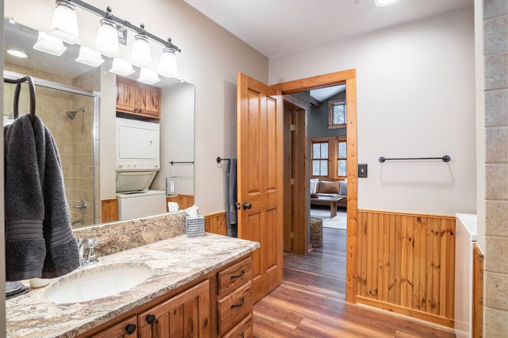 Photo of Bathroom in Almont