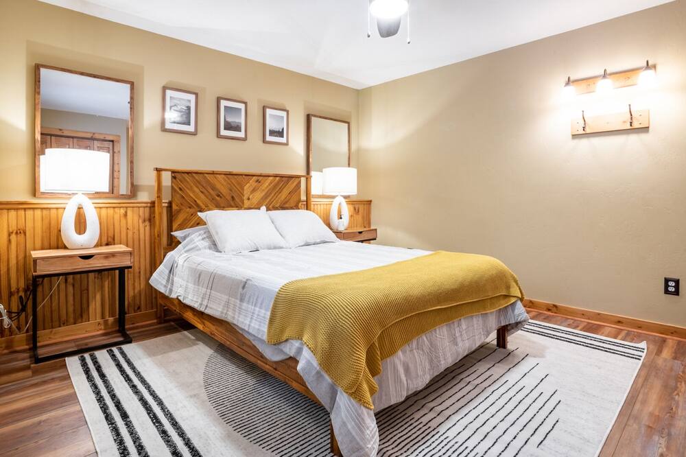 Photo of Bedroom in Almont