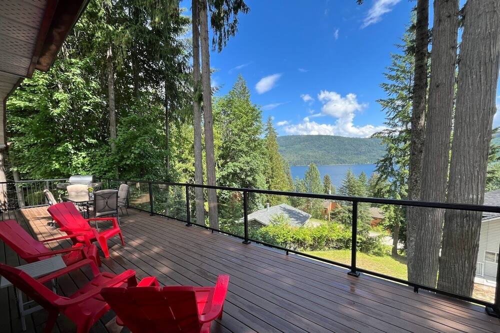 Photo of Outdoor in Anglemont