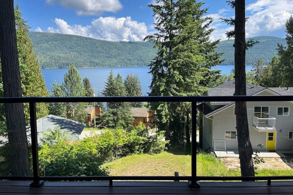 Photo of Outdoor in Anglemont