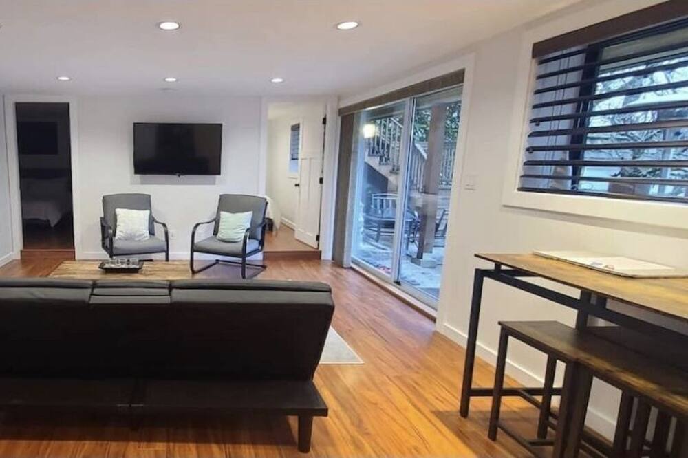 Photo of Livingroom in Langford