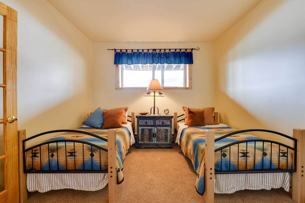 Photo of Bedroom in Warm Springs