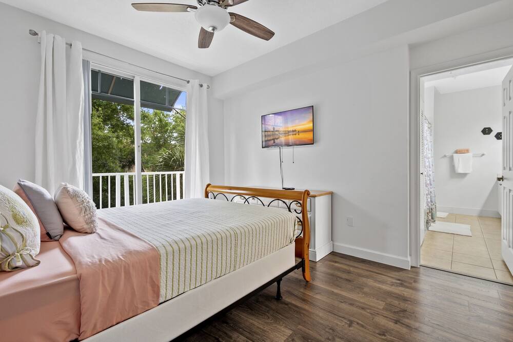 Photo of Bedroom in Abacoa