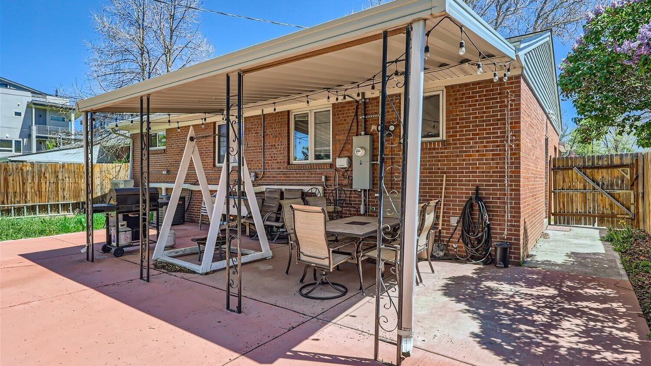 Photo of Patio Balcony in University Hills