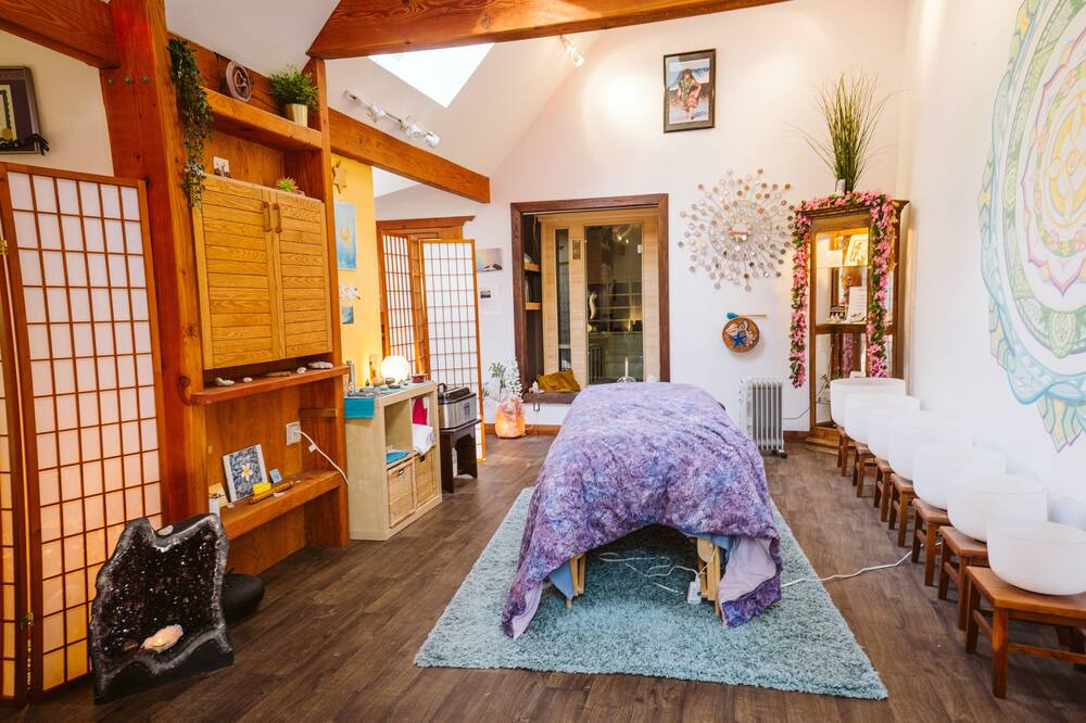 Photo of Bedroom in Galiano
