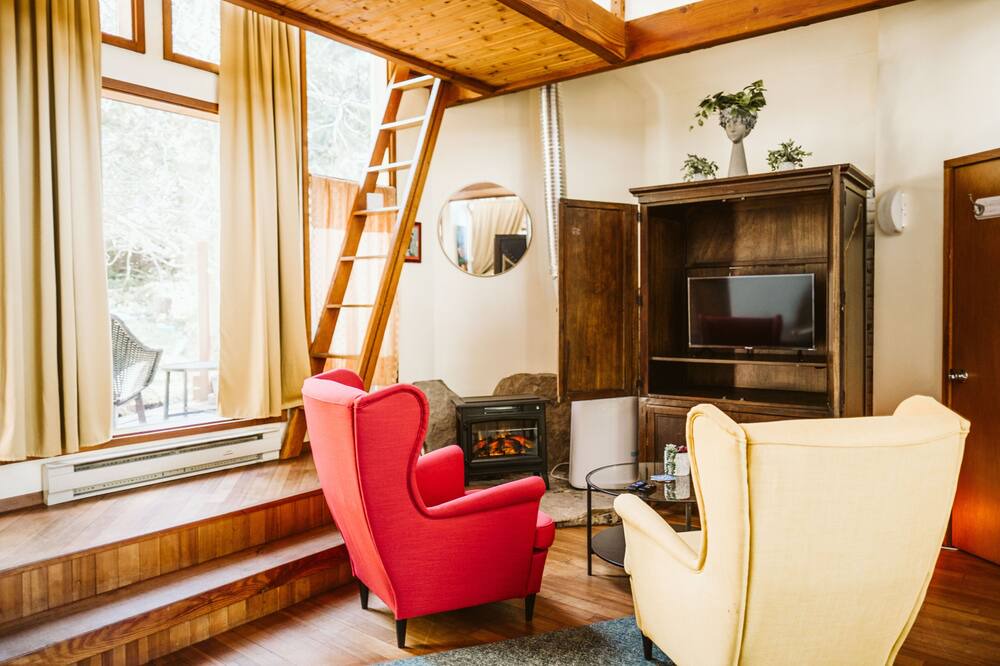 Photo of Bedroom in Galiano