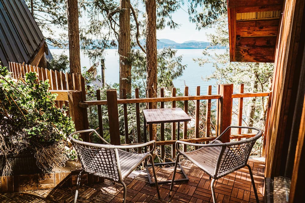 Photo of Patio Balcony in Galiano