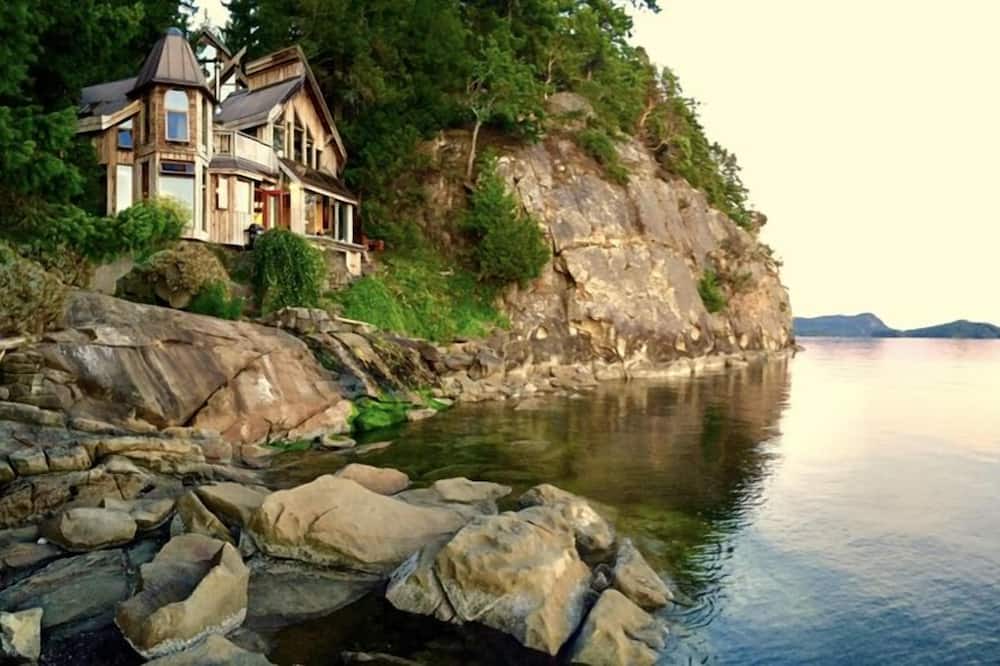 Photo of Outdoor in Galiano