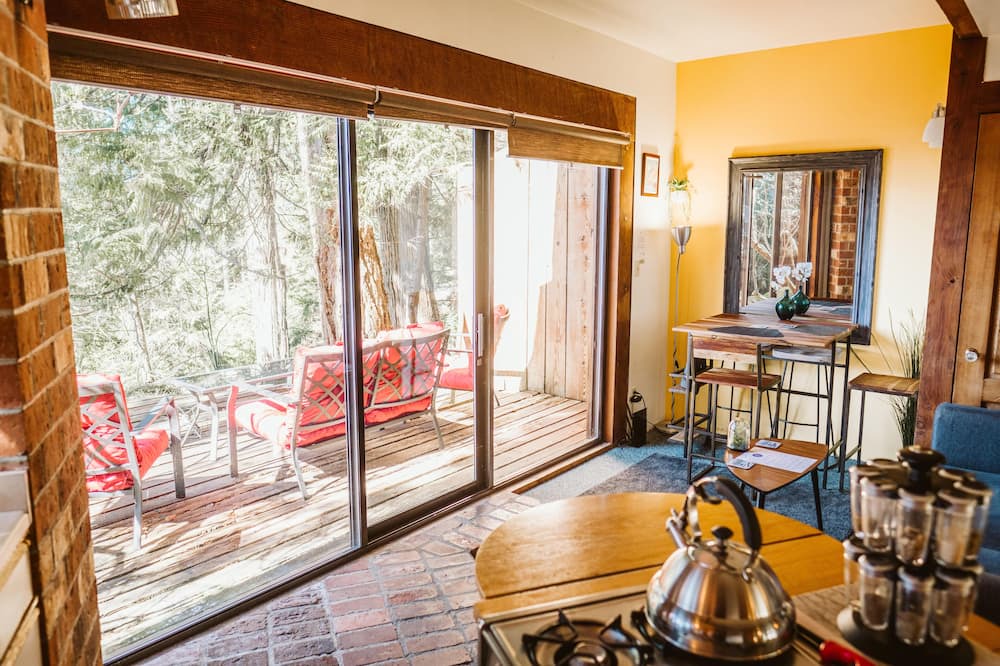 Photo of Bedroom in Galiano