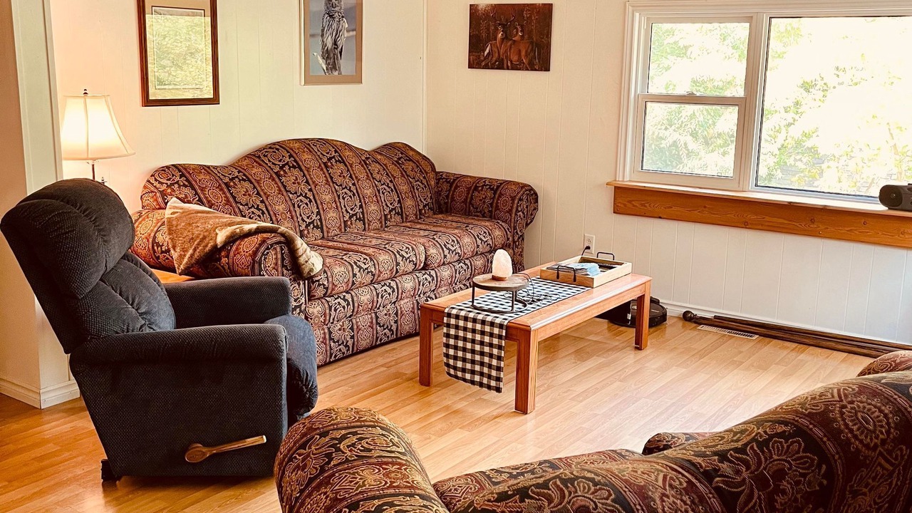 Photo of Livingroom in Regina Beach