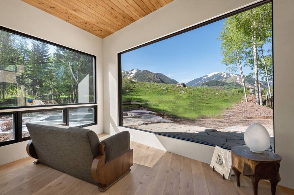 Photo of Outdoor in Red Mountain