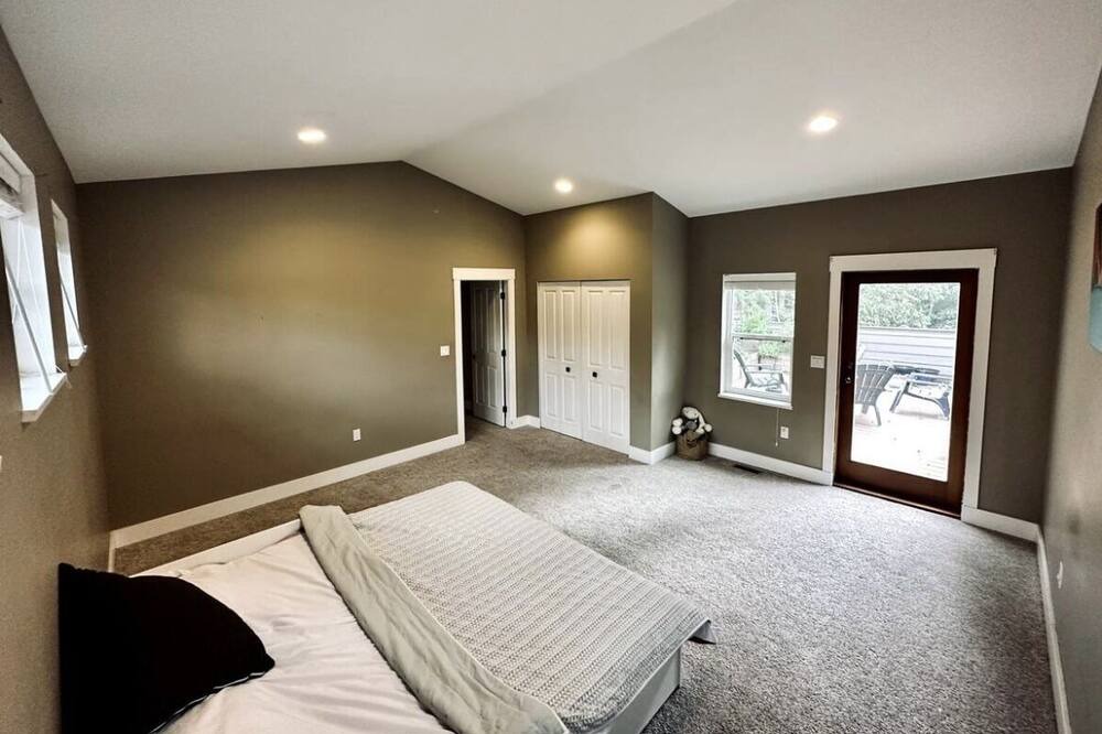 Photo of Bedroom in Brackendale