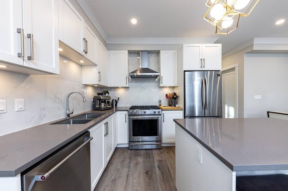 Photo of Kitchen in Crescent Beach