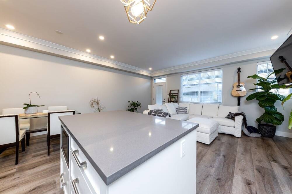 Photo of Kitchen in Crescent Beach