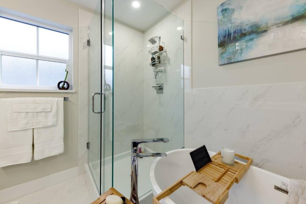 Photo of Bathroom in Crescent Beach