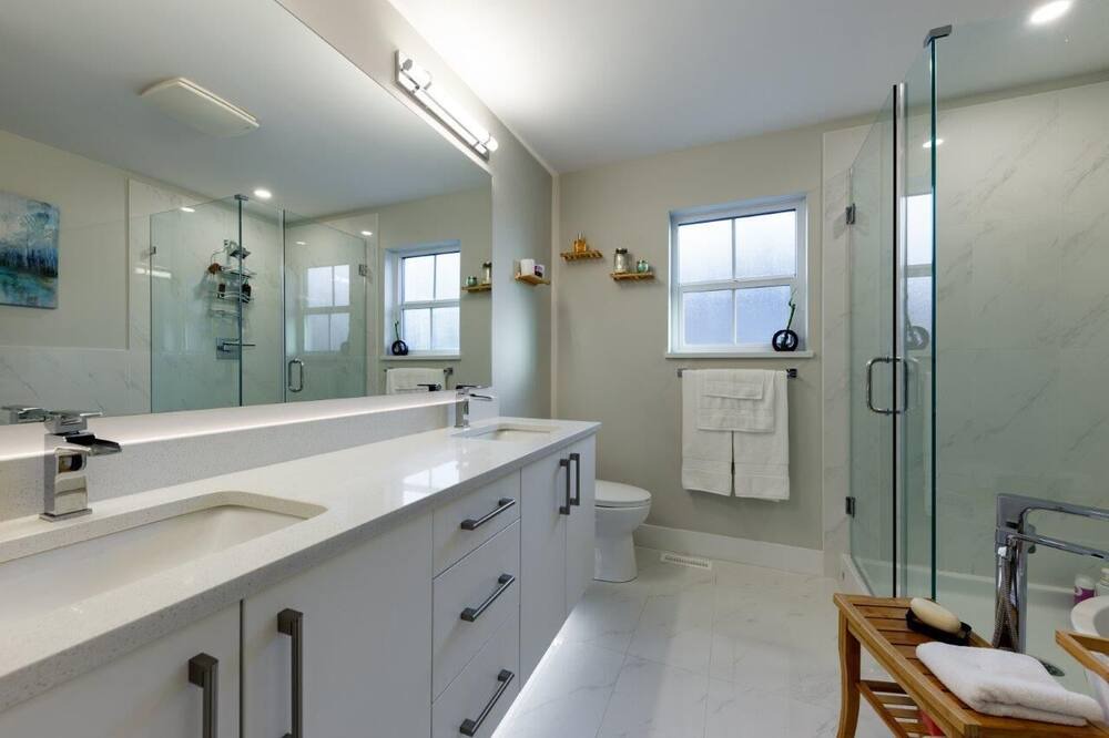 Photo of Bathroom in Crescent Beach