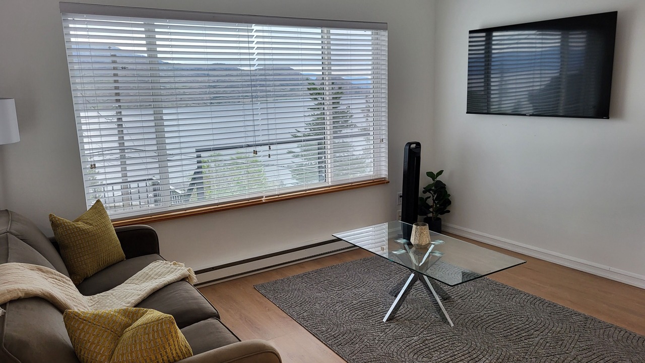 Photo of Livingroom in Central Okanagan