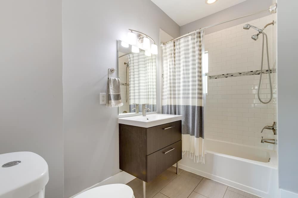 Photo of Bathroom in West Colfax