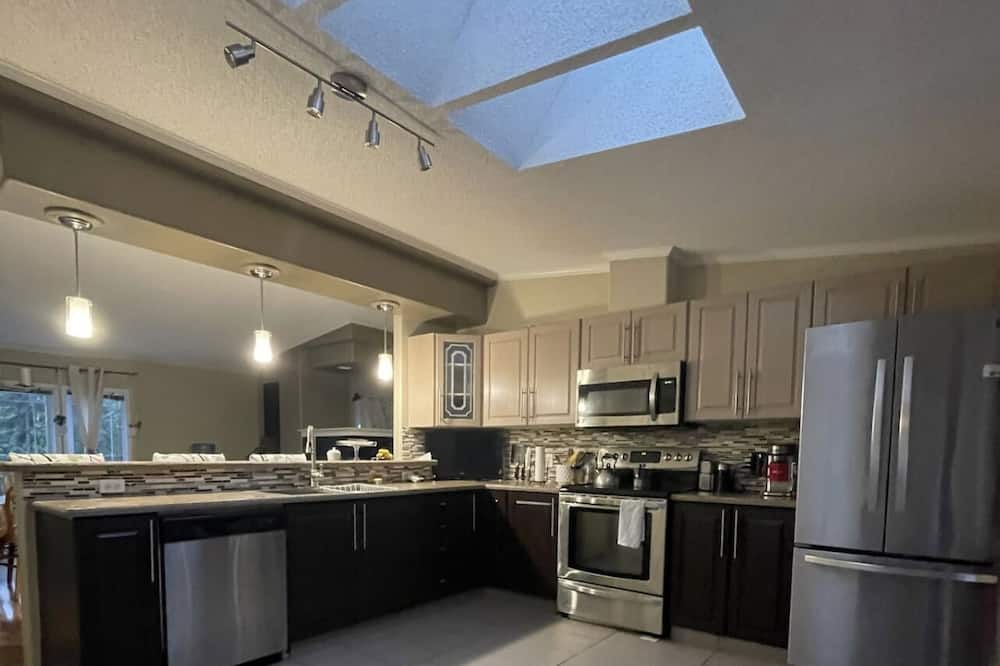 Photo of Kitchen in Anglemont