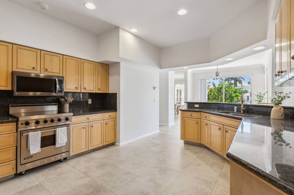 Photo of Kitchen in Lighthouse Point