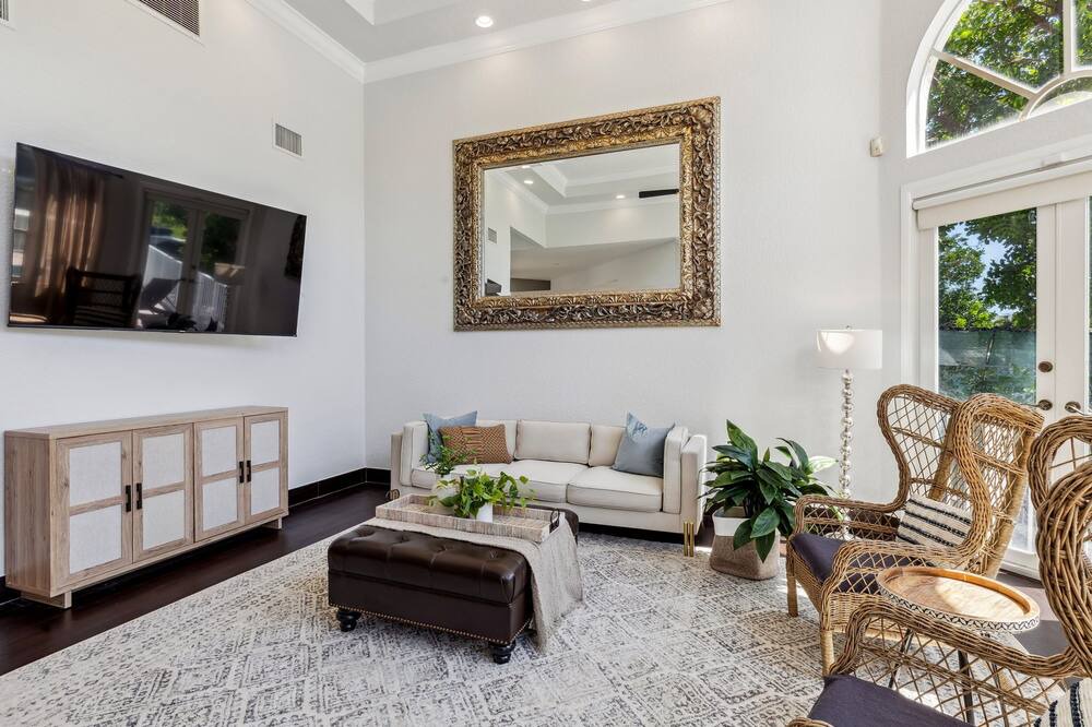 Photo of Livingroom in Lighthouse Point