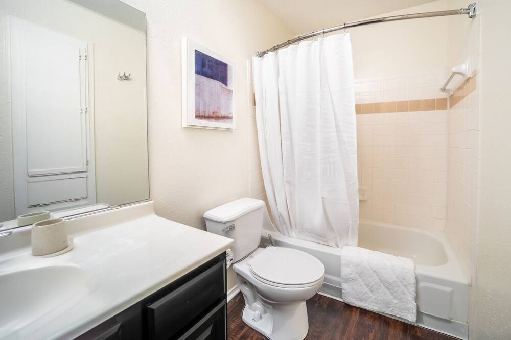 Photo of Bathroom in North Royalton
