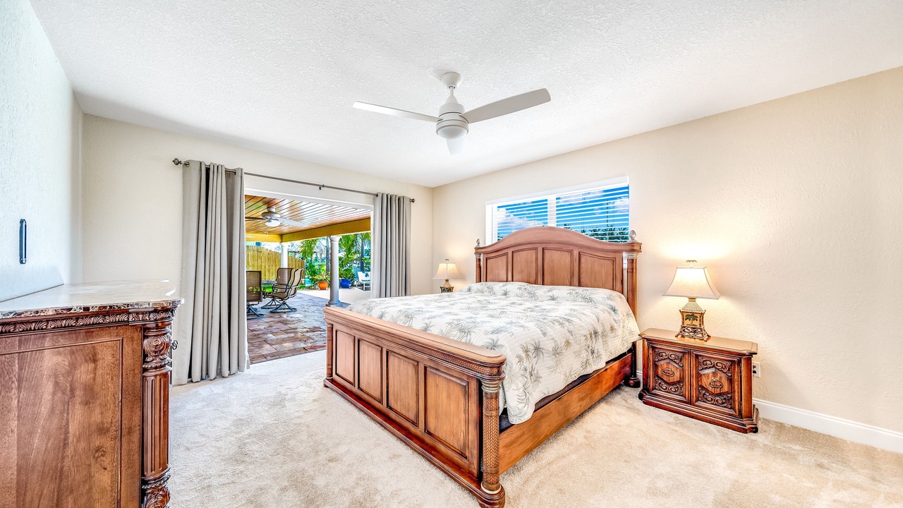 Photo of Bedroom in Garden Isles