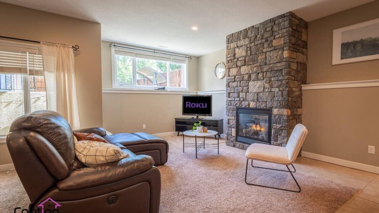 Photo of Livingroom in South Lethbridge