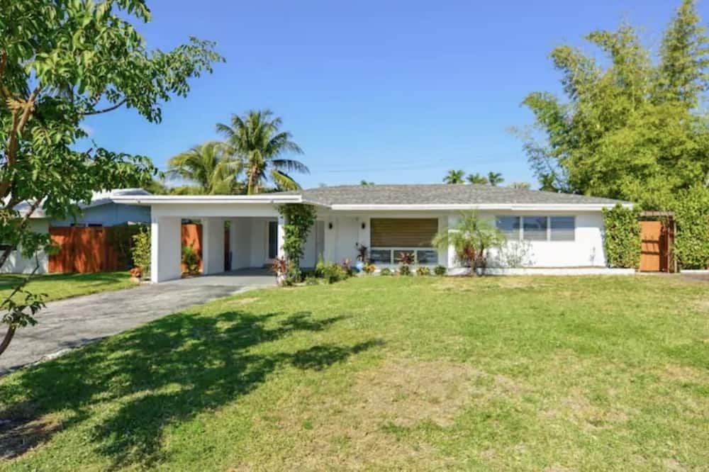 Photo of Outdoor in Bel Air
