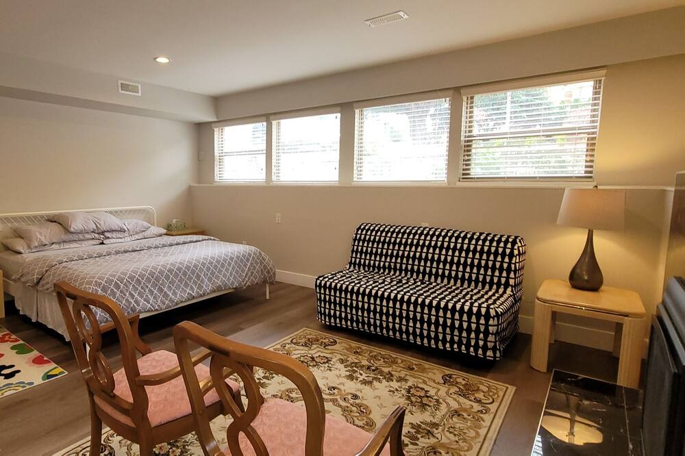 Photo of Bedroom in Dollarton
