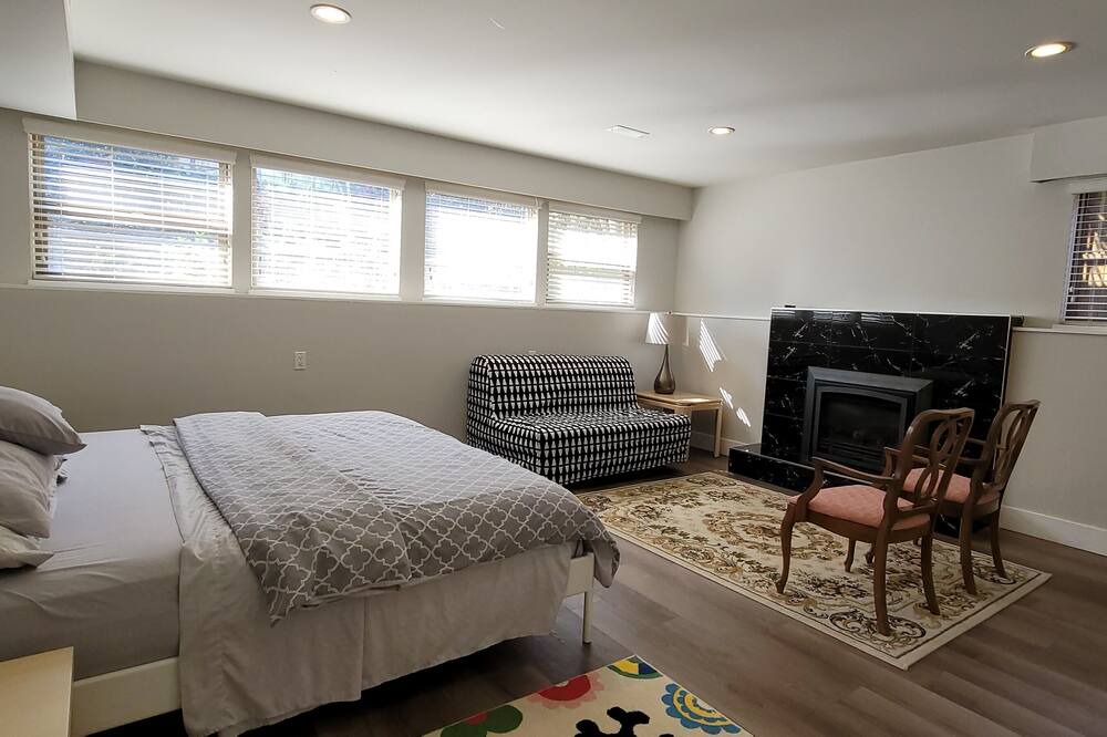 Photo of Bedroom in Dollarton