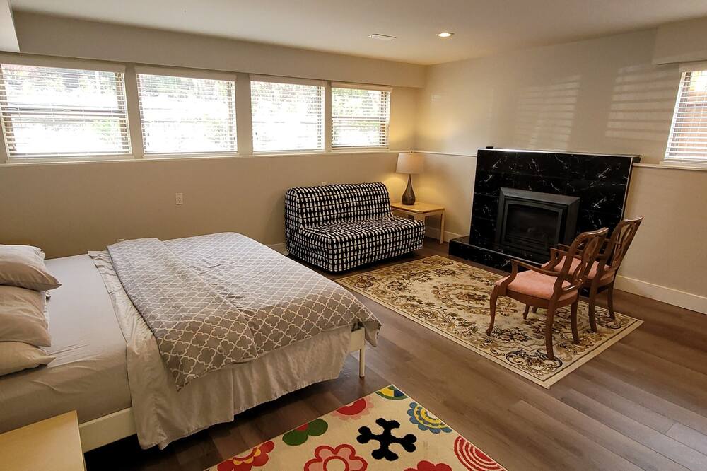 Photo of Bedroom in Dollarton