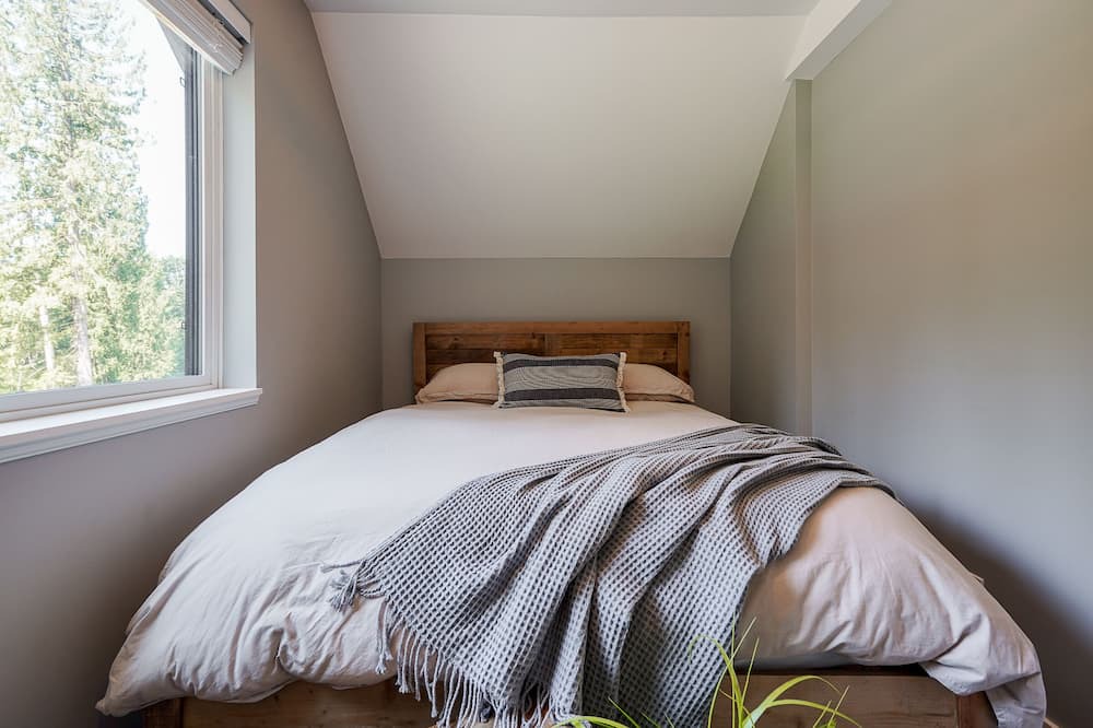 Photo of Bedroom in Mission