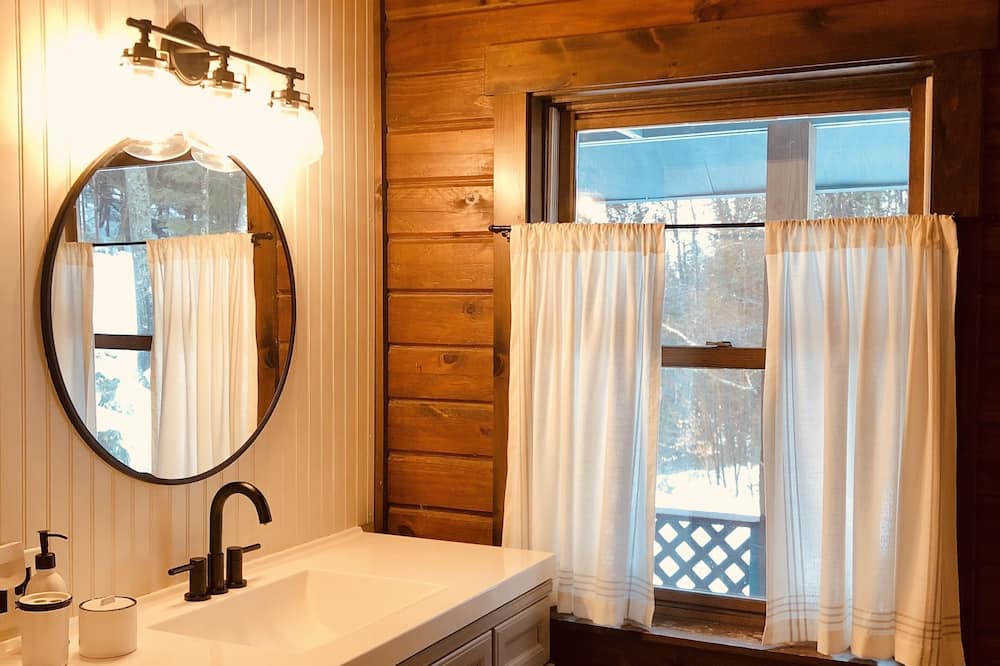 Photo of Bathroom in Warrensburg