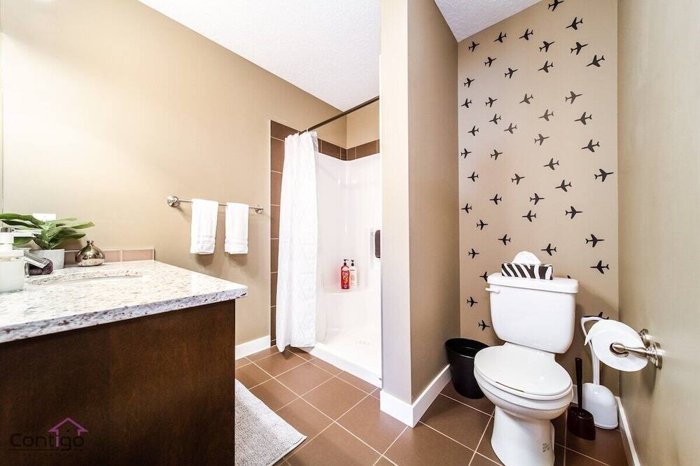 Photo of Bathroom in Leduc